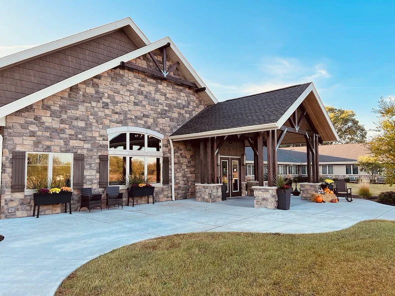 Park Vista Retirement Living - Camanche, IA, exterior