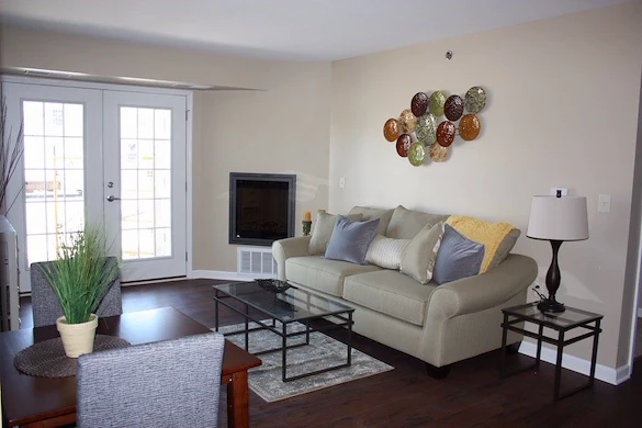 Image of Fayebrooke on Maple (5)