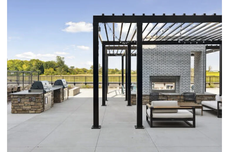 Image of Risor Maple Grove (6)