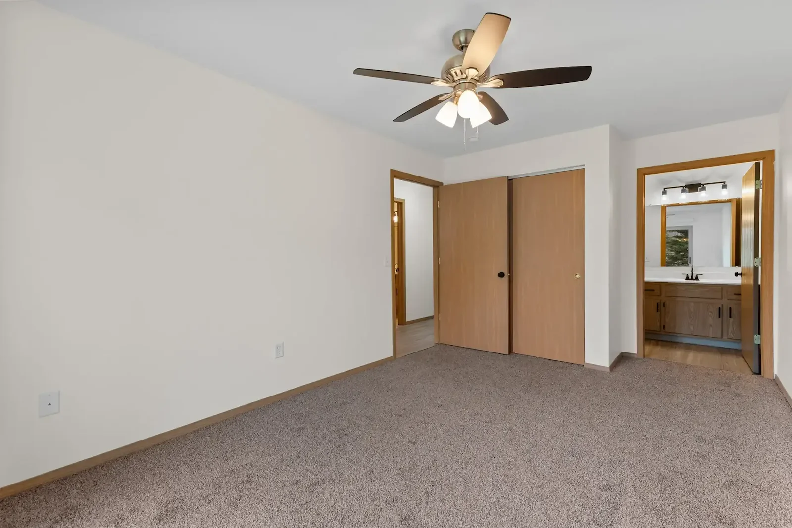 Image of Tamarack Gardens (8)