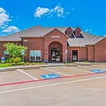 Image of Lakeside Manor (1)