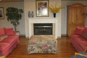 Image of Lynden Manor (5)