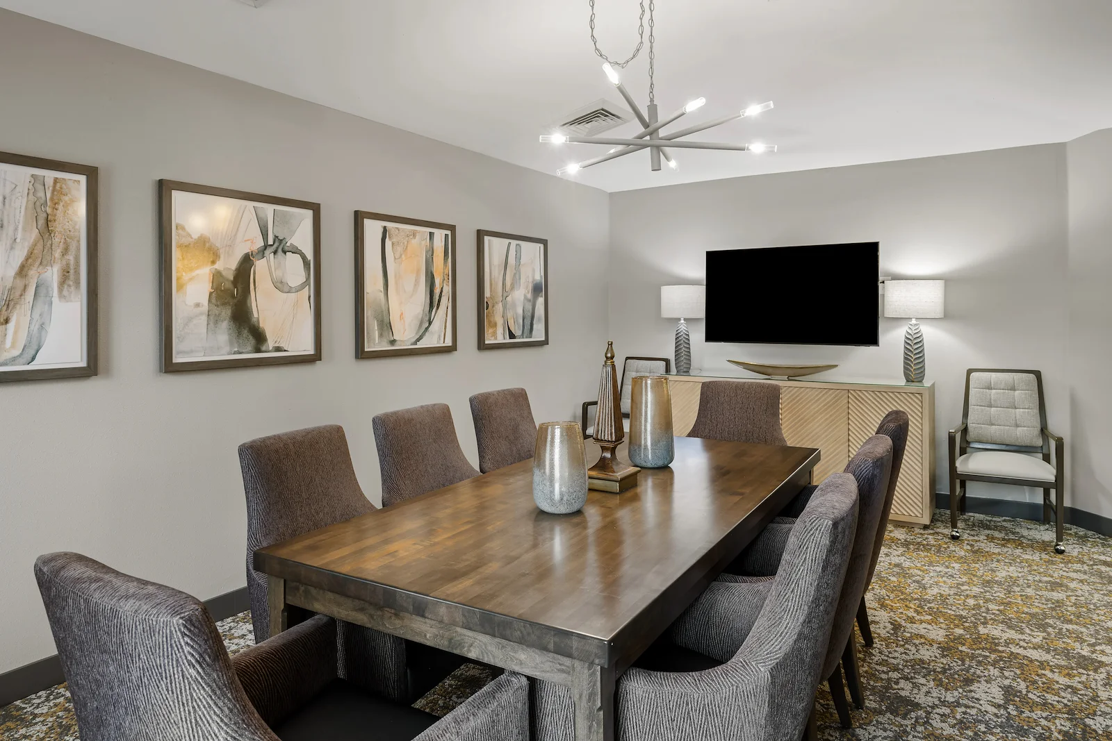 Image of Monarch Estates (7)