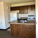 Image of Elliot Manor (7)