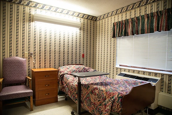 Image of Autumn Lake Healthcare At Crystal Springs (4)