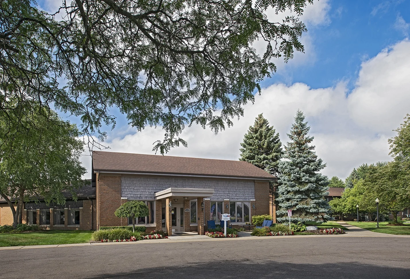Image of American House East II Senior Living (1)