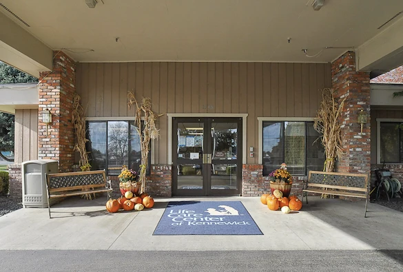 Image of Life Care Center Of Kennewick (3)