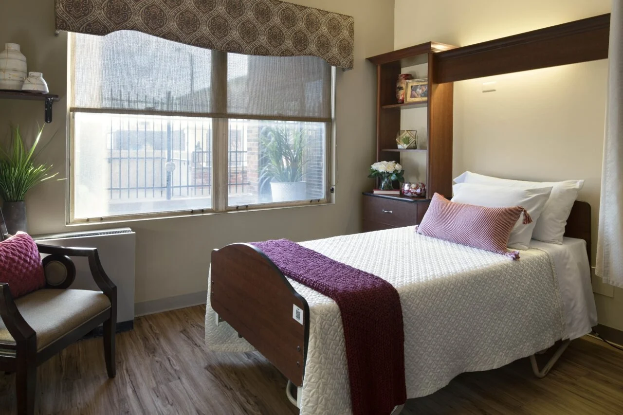 Image of The Grove Of Elmhurst (3)