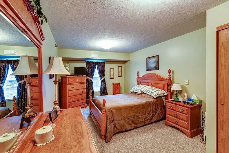 Image of Devon House (6)