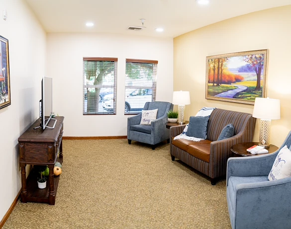 Image of Astoria in Tracy (2)