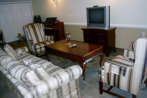 Image of Ahepa 343 Senior Apartments (4)