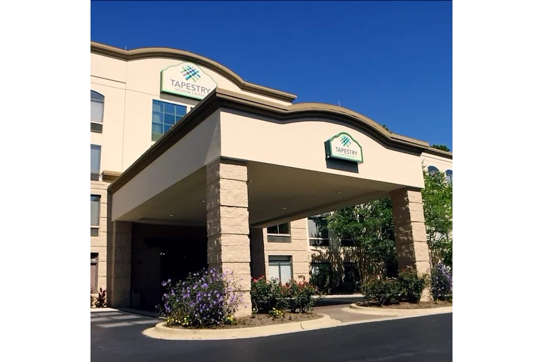 Image of Tapestry Senior Living Lakeshore (2)