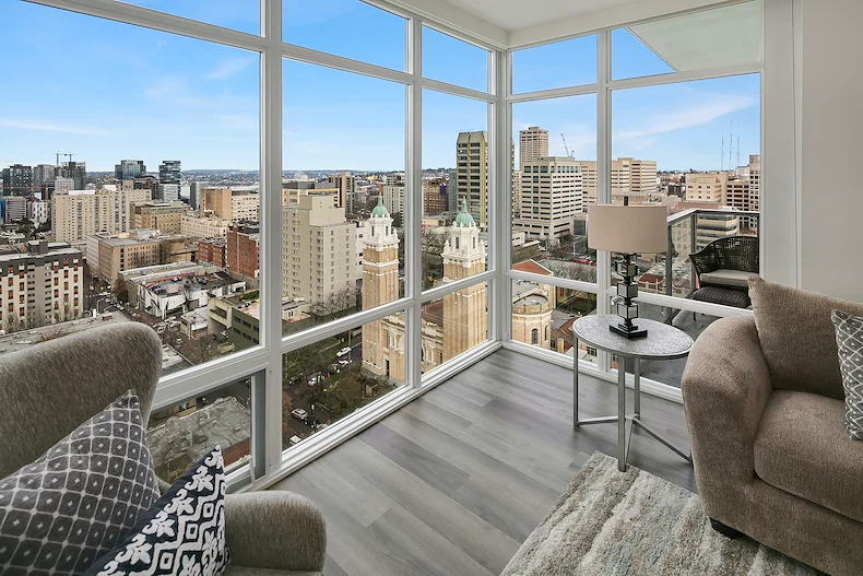 Image of Skyline (4)