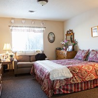 Image of BeeHive Homes of Taylor Ranch (2)