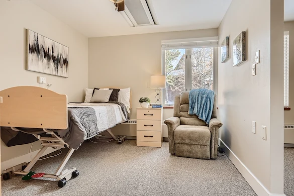 Image of The Suites at Someren Glen Care Center (6)