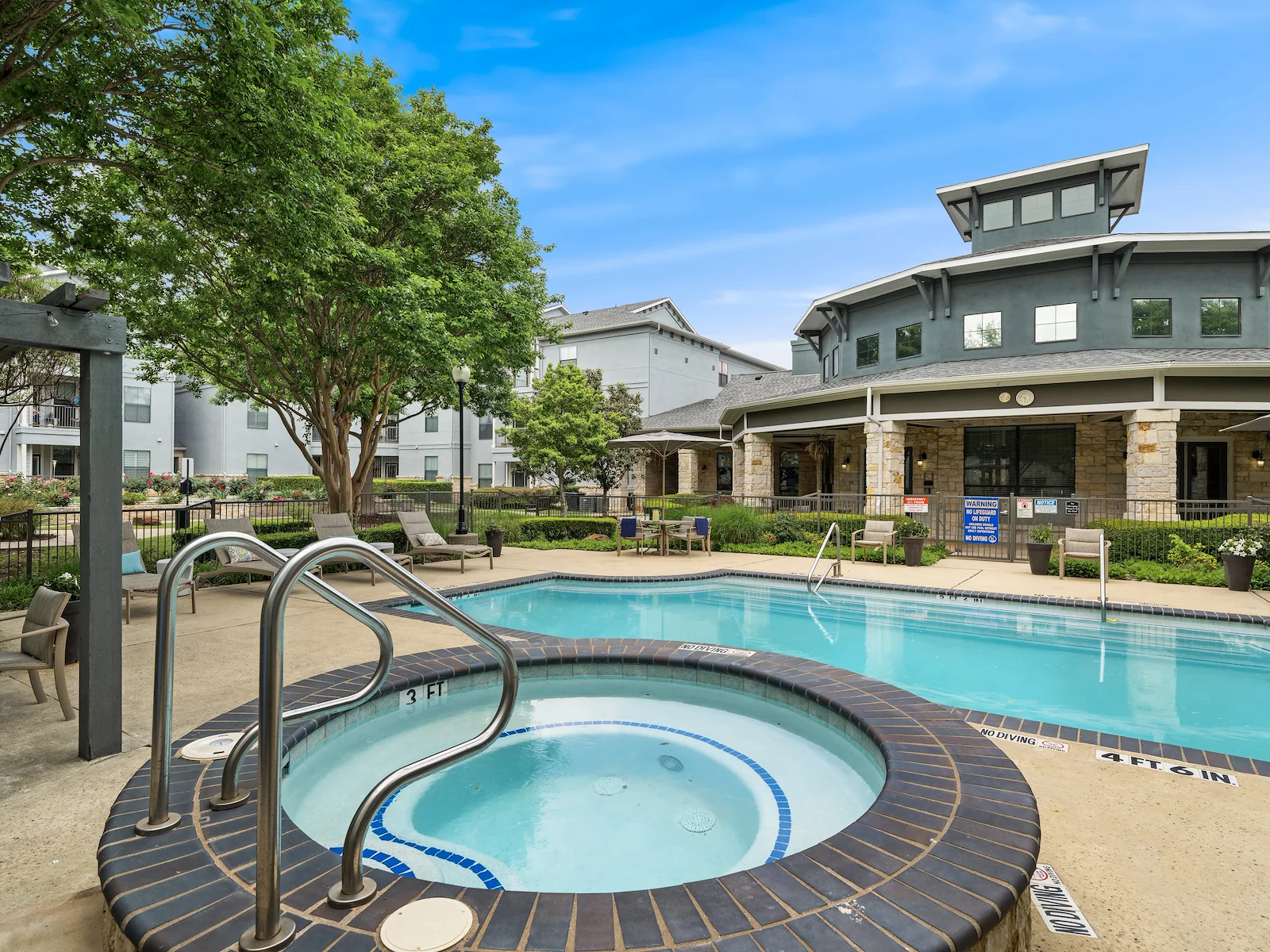 Image of Chateau McKinney (9)