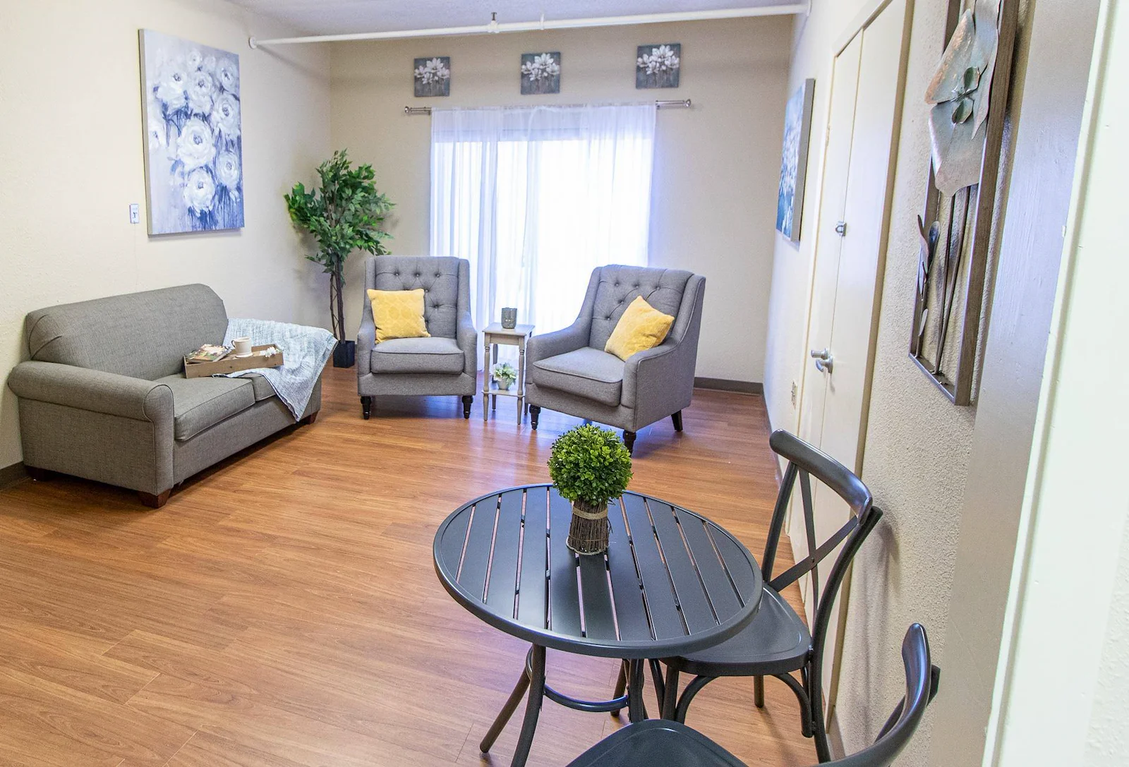 Image of Avir At Richland Hills (3)