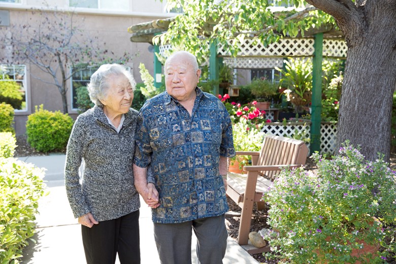 Image of Carlton Senior Living Downtown Pleasant Hill (4)