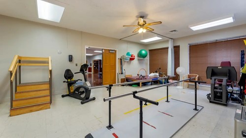 Image of Meridian Rehabilitation & Health Care Center (2)