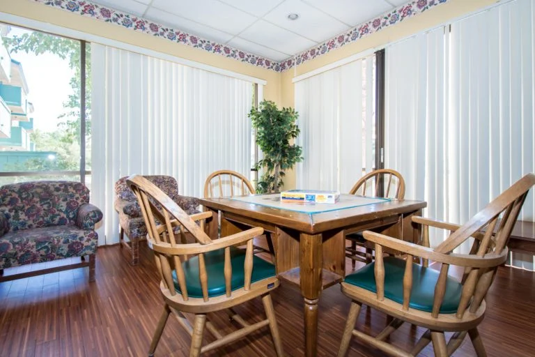 Image of Arthur McCants Manor (2)