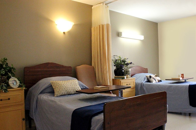 Image of Burlington House Rehab & Alzheimer's Care Center (4)