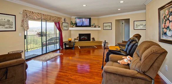 Image of Champine Manor (4)