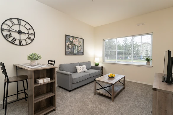 Image of King's Manor Senior Living Community (2)