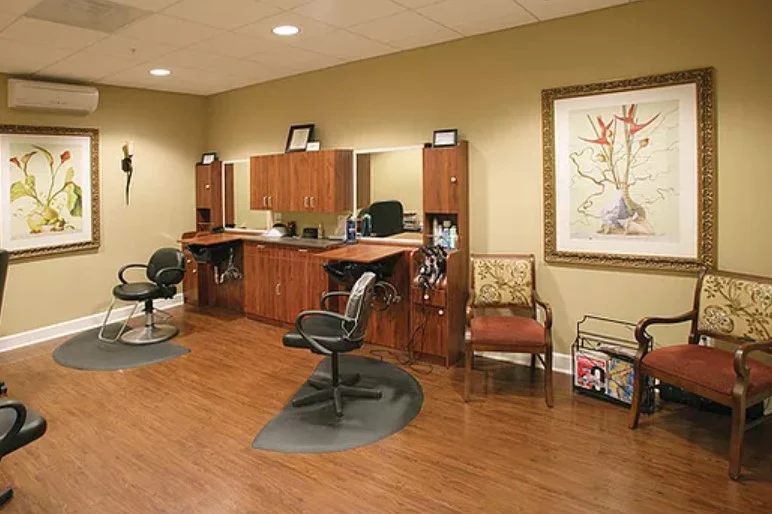 Image of Luther Oaks Senior Living (8)