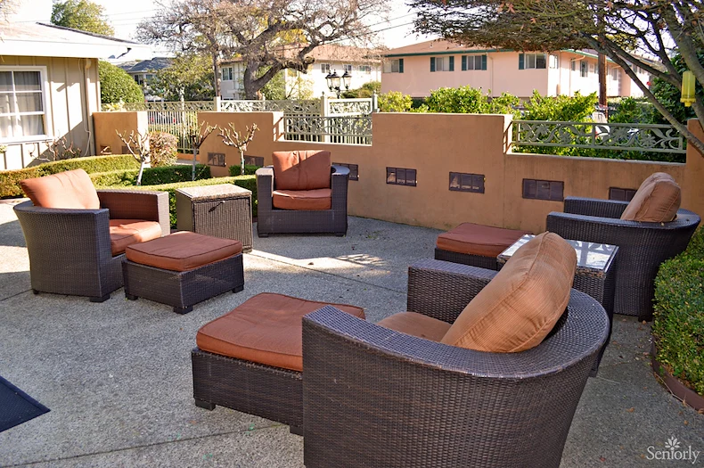 Image of Meadow Gardens of Menlo Park (2)