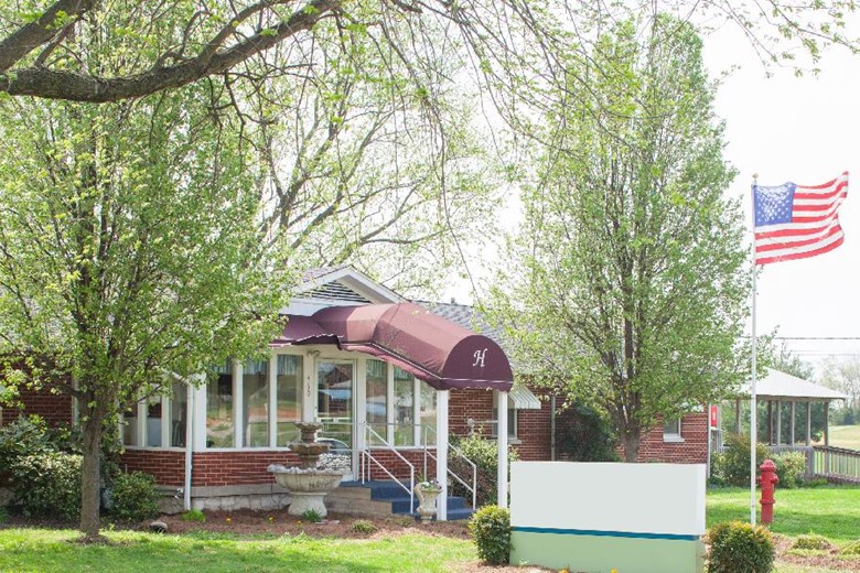 Image of Hopkins Nursing And Rehabilitation Center (1)