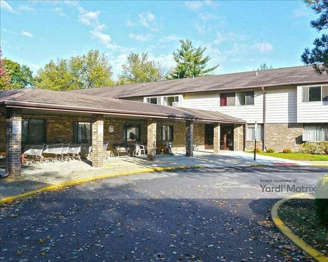 Image of Maple Grove Apartments (1)