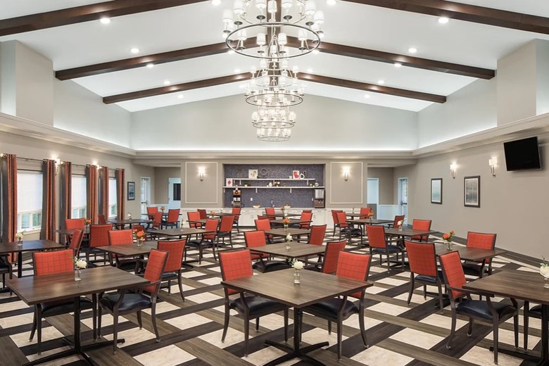 Image of Advanced Health & Rehab Center Of Garland (8)