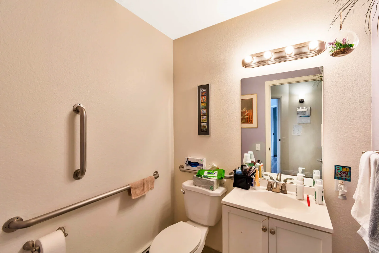 Image of Jewell Estates (8)