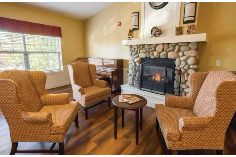 Image of Lakeland Senior Living (5)