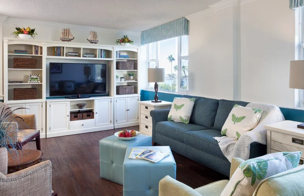 The Barclay at Pasadena lounge area