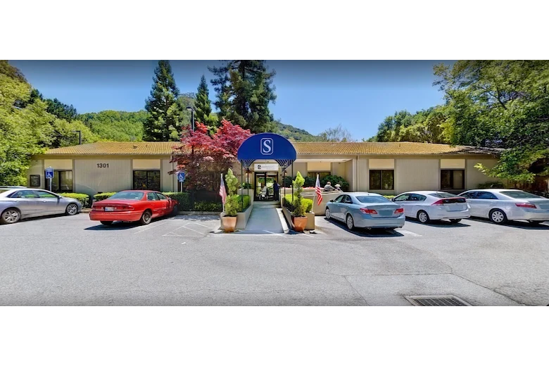 Image of Silverado Belmont Hills Memory Care Community (1)