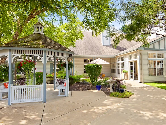 The Windsor of Lawrence Patio