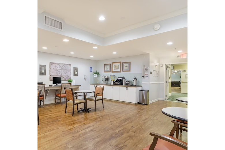Image of Savant of Woodland Hills (7)