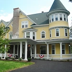 Image of Peregrine Senior Living at Athenaeum of Skaneateles (1)