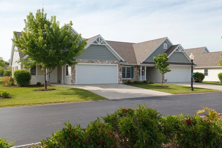 Image of Bay & Landing at Elkhart Lake (2)