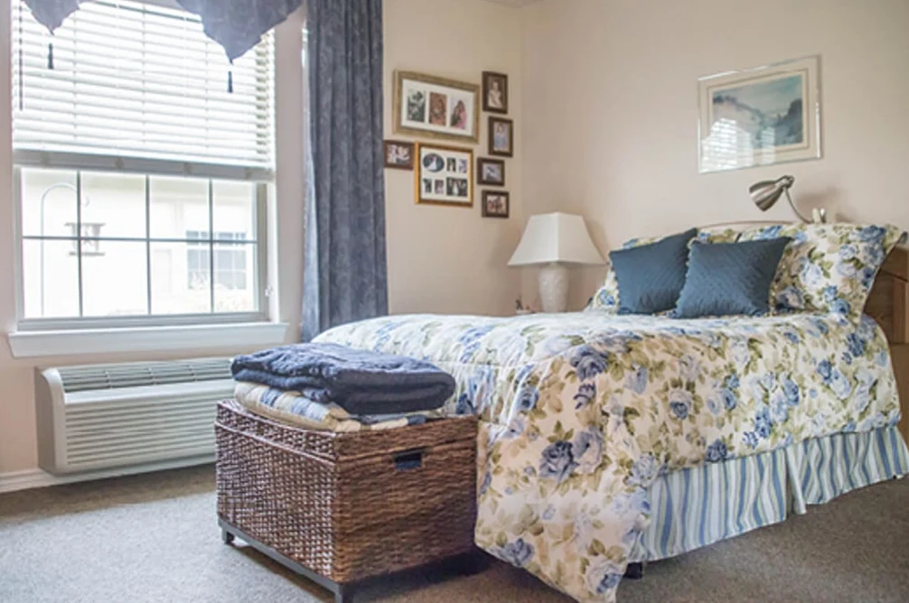 Image of Oak Tree Assisted Living (2)