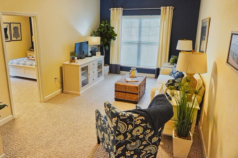 Image of Sodalis Stuart (5)