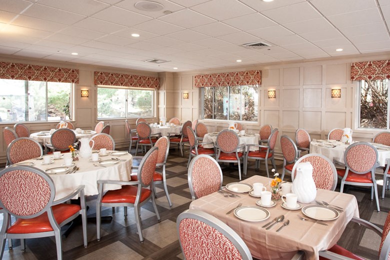 Image of Amber Court of Pelham Gardens (3)
