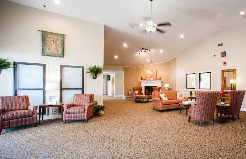 Image of Commonwealth Senior Living at Hillsville (3)