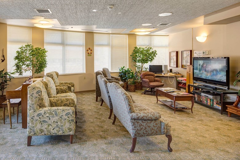 Image of Marlow Manor Assisted Living (8)