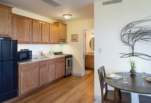 Image of AVIVA Country Club Heights (7)
