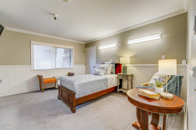 Image of Silver Oaks Memory Care (7)