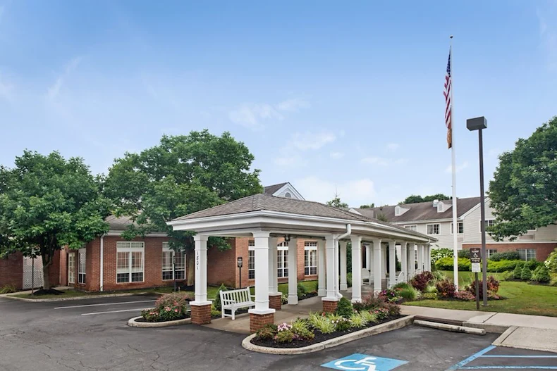 Image of Brighton Gardens of Edison Healthcare (1)