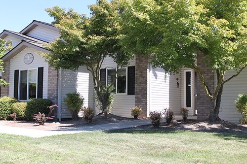 Image of Pacific Living Centers of Grants Pass at Anique (1)
