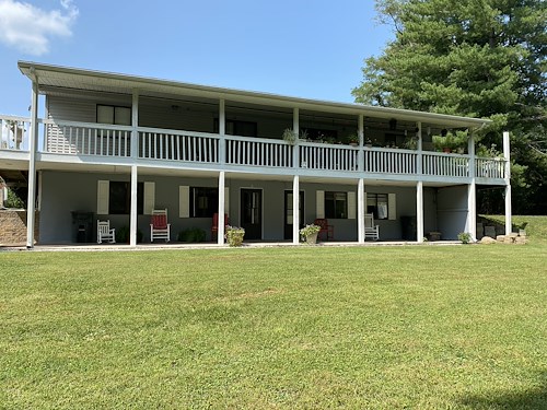 Image of 1019 Belle's Place of Bedford (2)